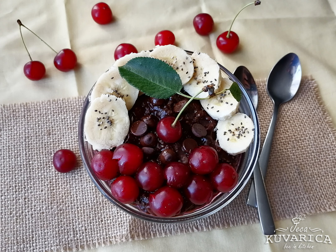 cokoladna_ovsena_kasa_sa_visnjama_001