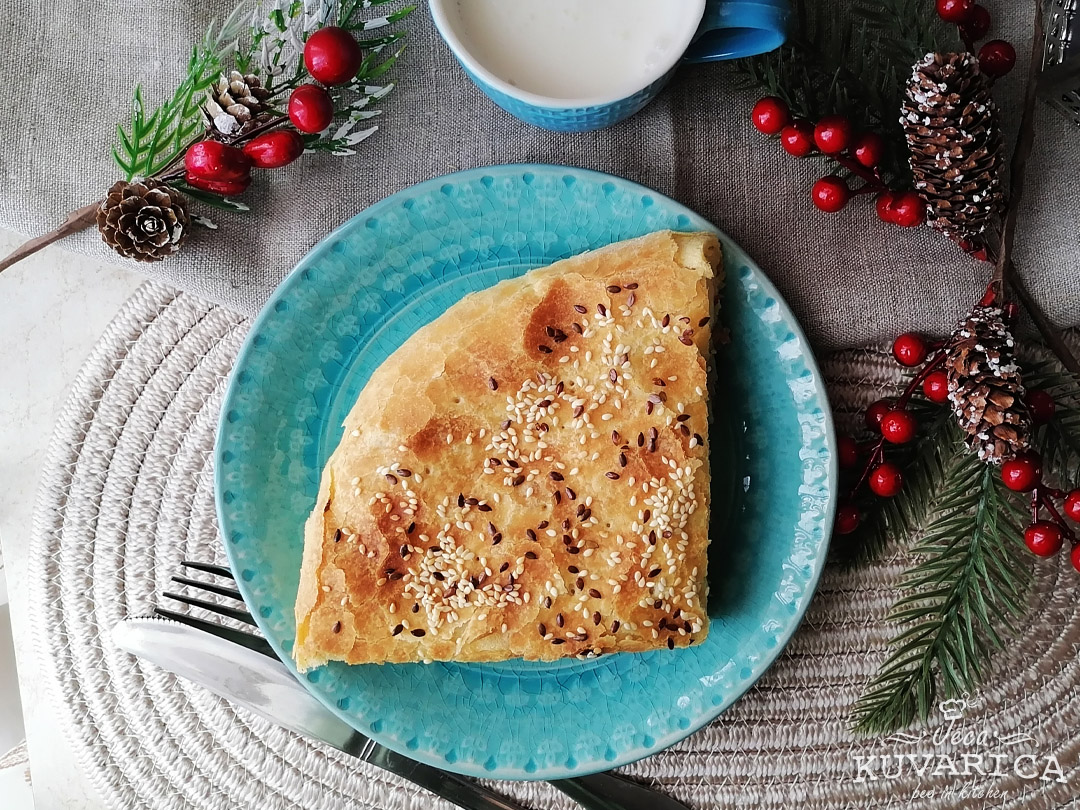 domace_lisnato_testo_punjeno_cvarvima_i_kackavaljem_002