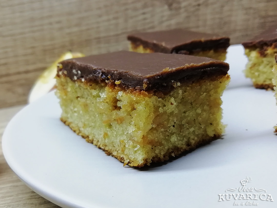 griz_kolac_sa_jabukama_002