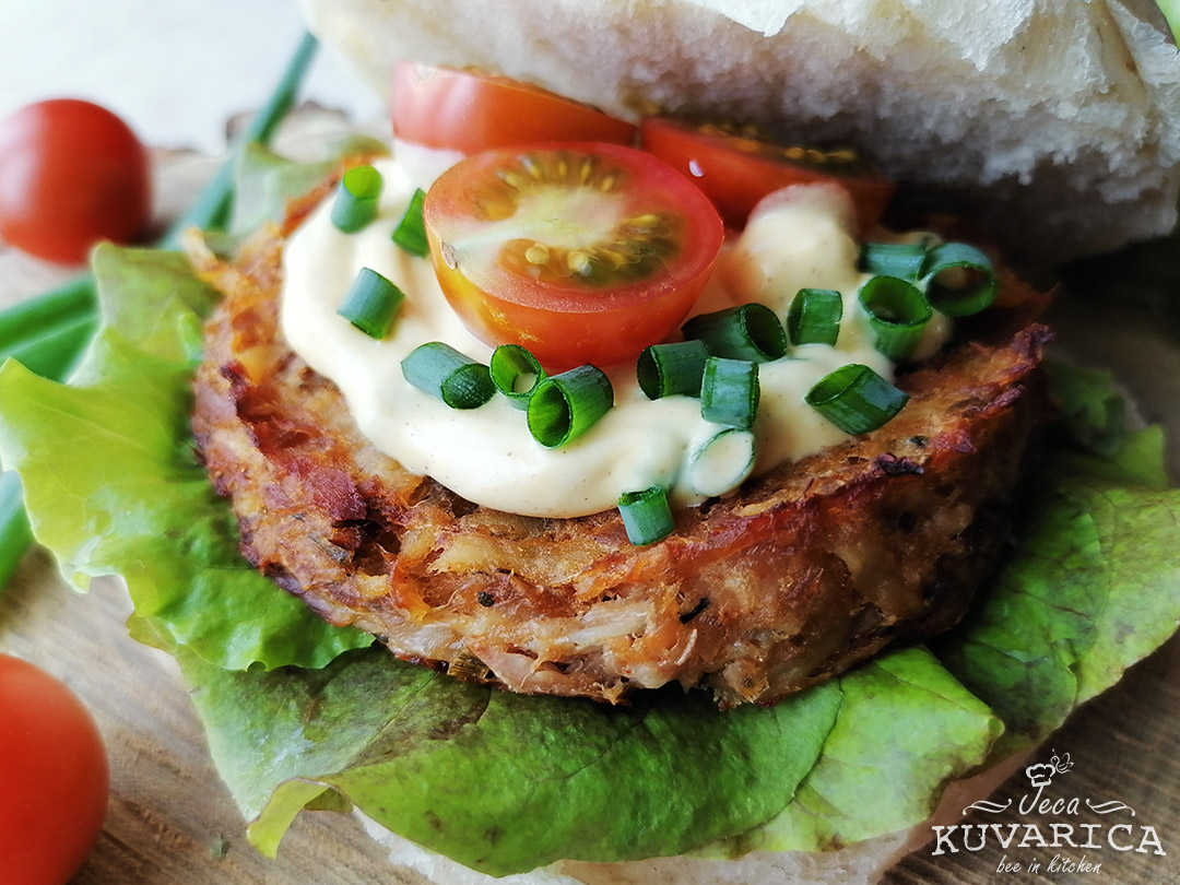 posne_pljeskavice_sa_tunjevinom_iz_rerne_002