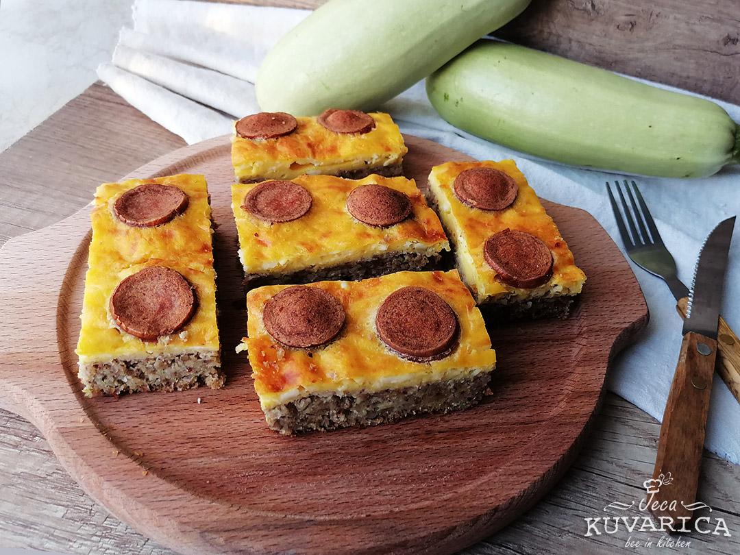 slani_kolac_sa_kobasicama_001