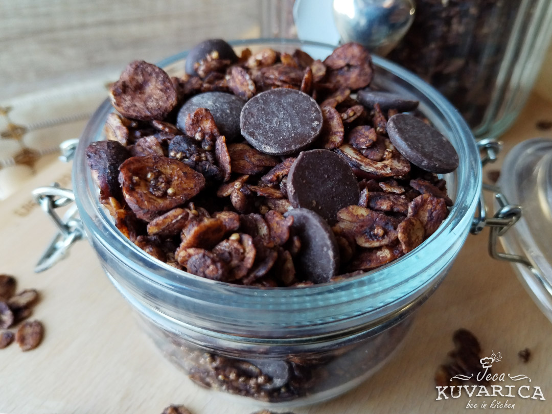 cokoladna_tahini_granola_sa_amarantom_001