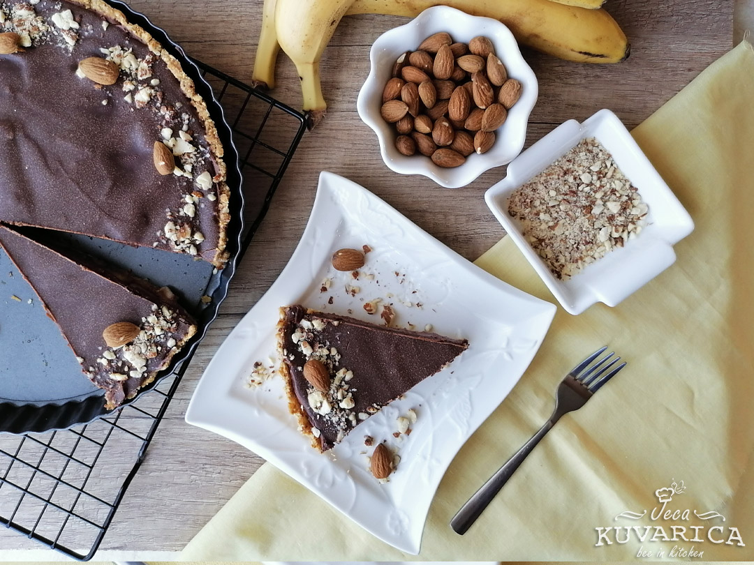 posni_coko_tart_sa_sa_bananom_i_bademima_002