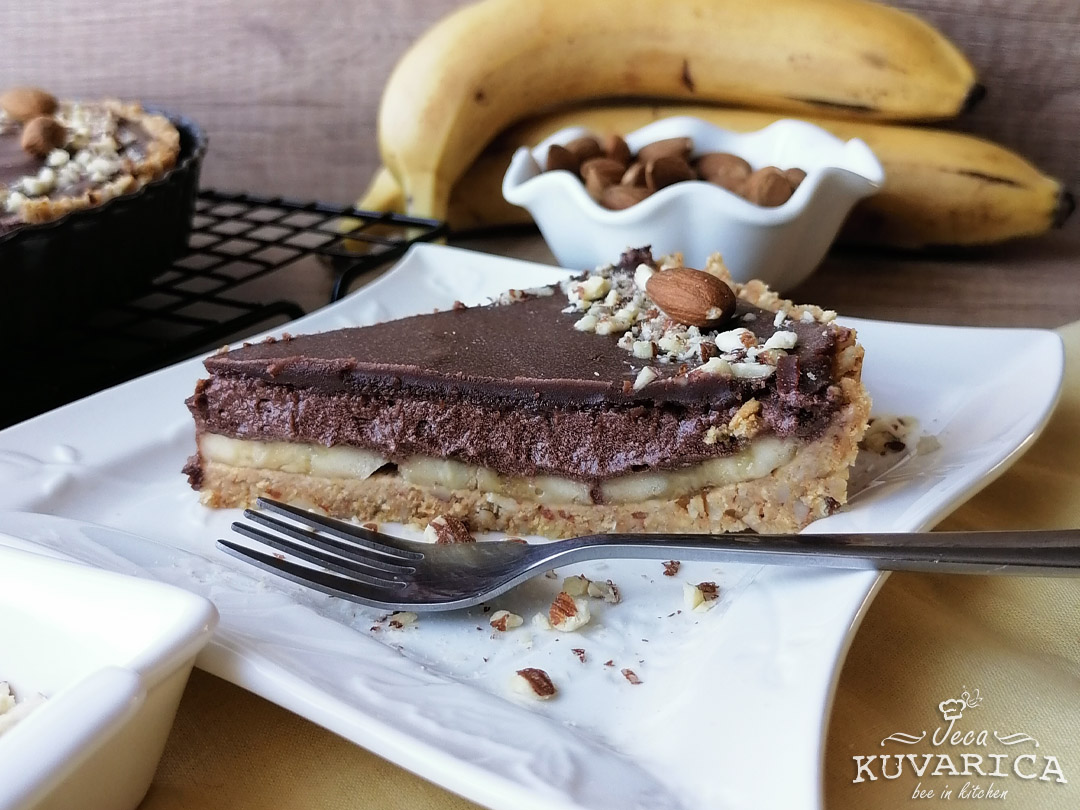 posni_coko_tart_sa_sa_bananom_i_bademima_003