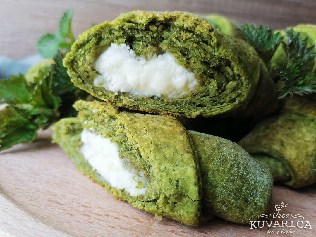 prolecne_zelene_kiflice_sa_sirom_003